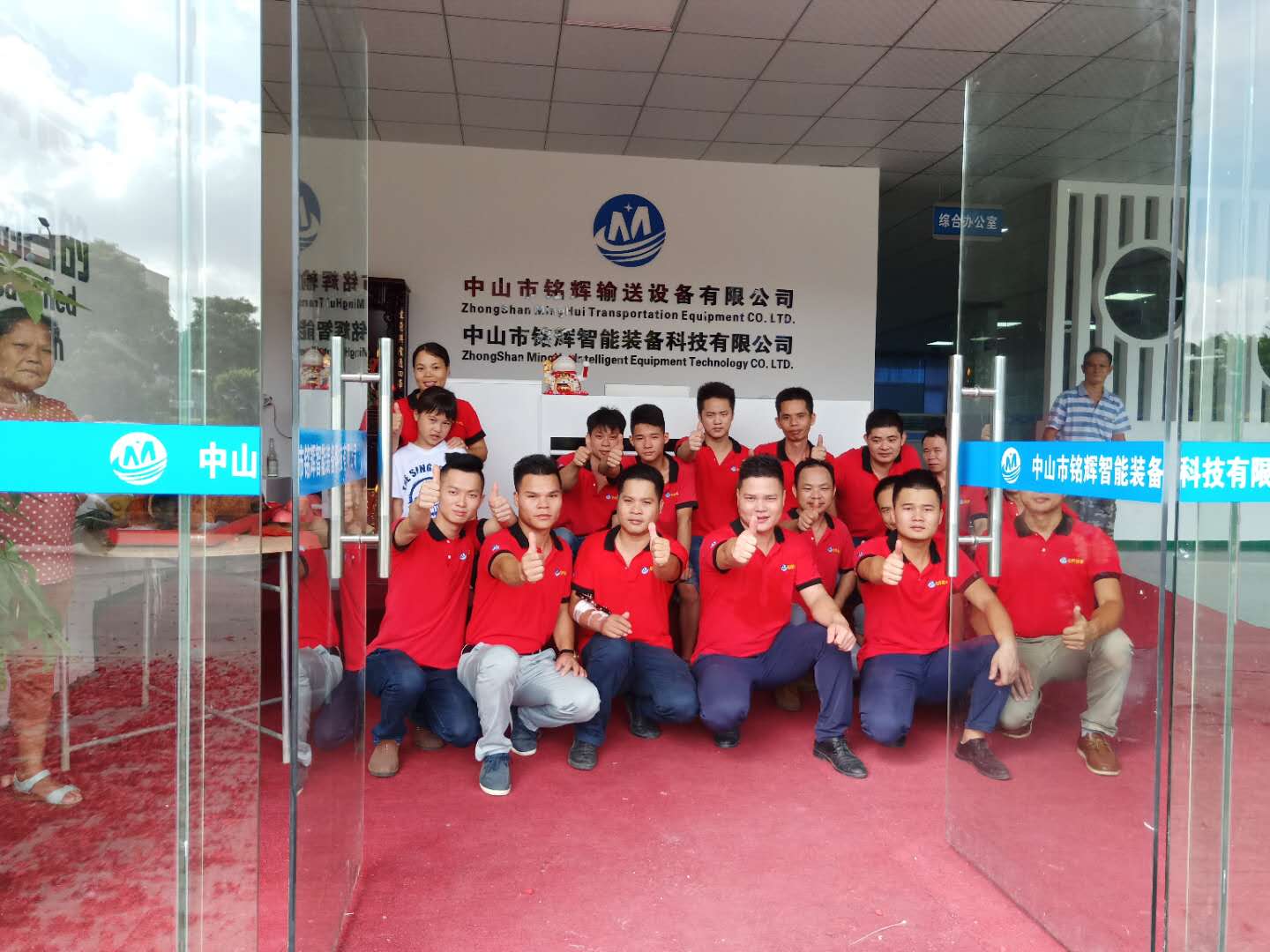 1533119558651848.jpg 187508136621217114.jpg