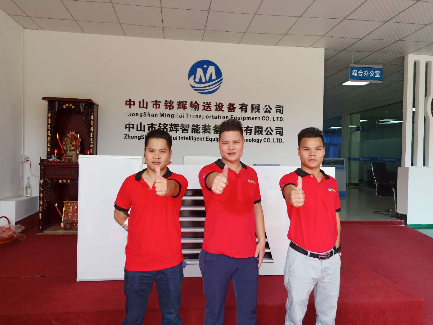 1533119667848531.jpg 847031759875546910.jpg